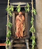 Jalabhisheka & Shodashopachar Puja on the occasion of  Vardhanti of HH Shrimat Shankarashram Swamiji I and HH Shrimat Keshavashram Swamiji (18 Feb 2025)